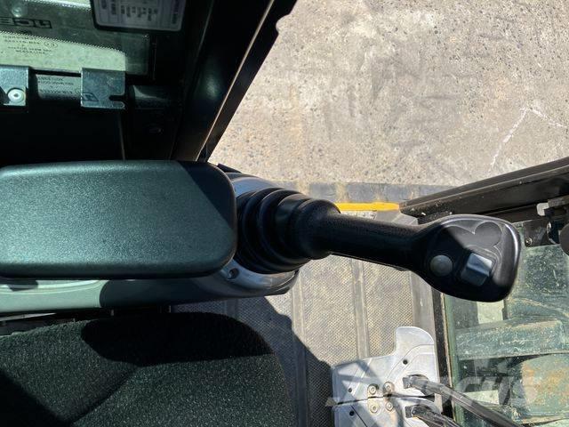 JCB 60 C-2 Mini bagri <7t