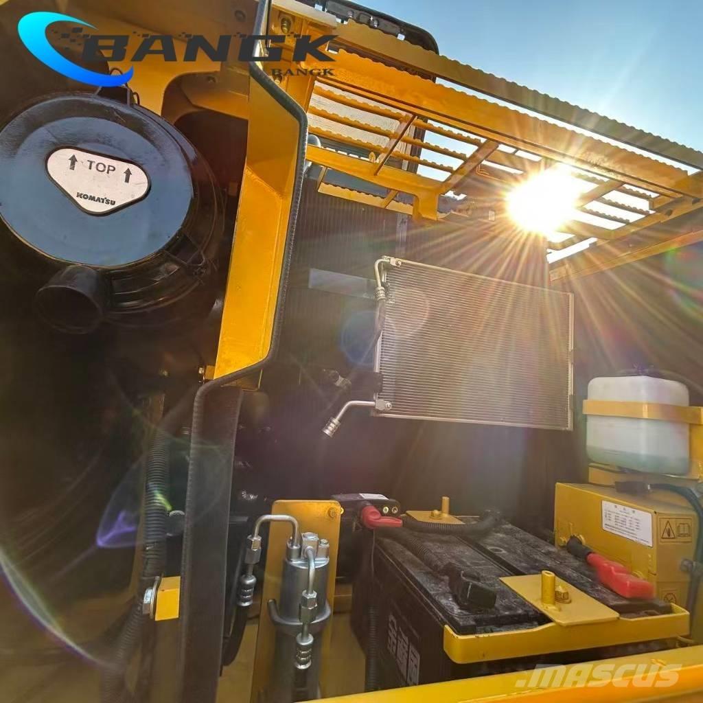 Komatsu PC160 Bagri goseničarji