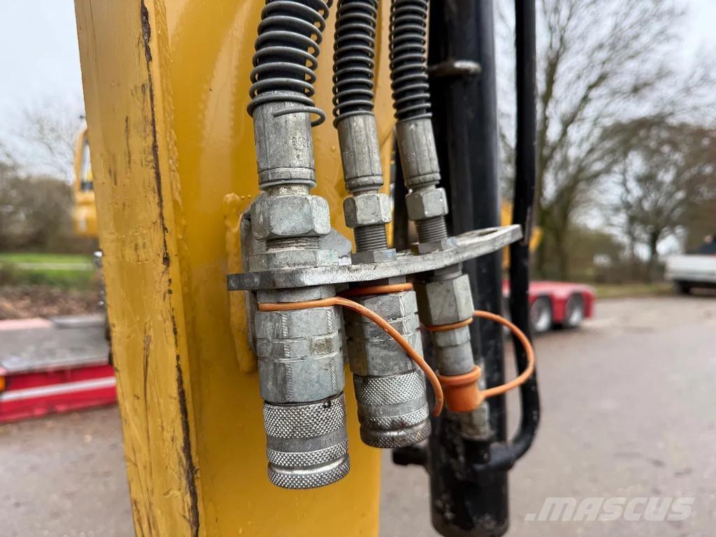 CAT 302.7D Mini bagri <7t