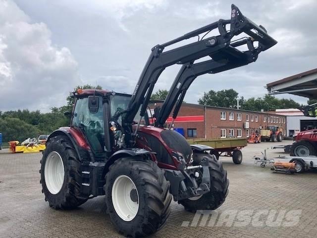 Valtra N155 Active Traktorji