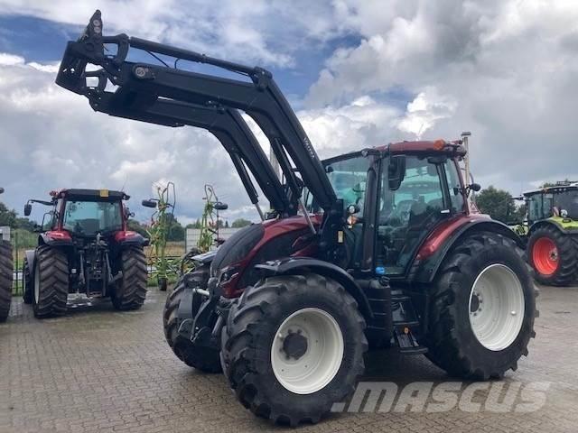 Valtra N155 Active Traktorji