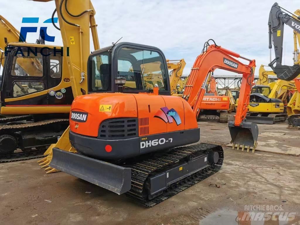 Doosan DH 60 Mini bagri <7t