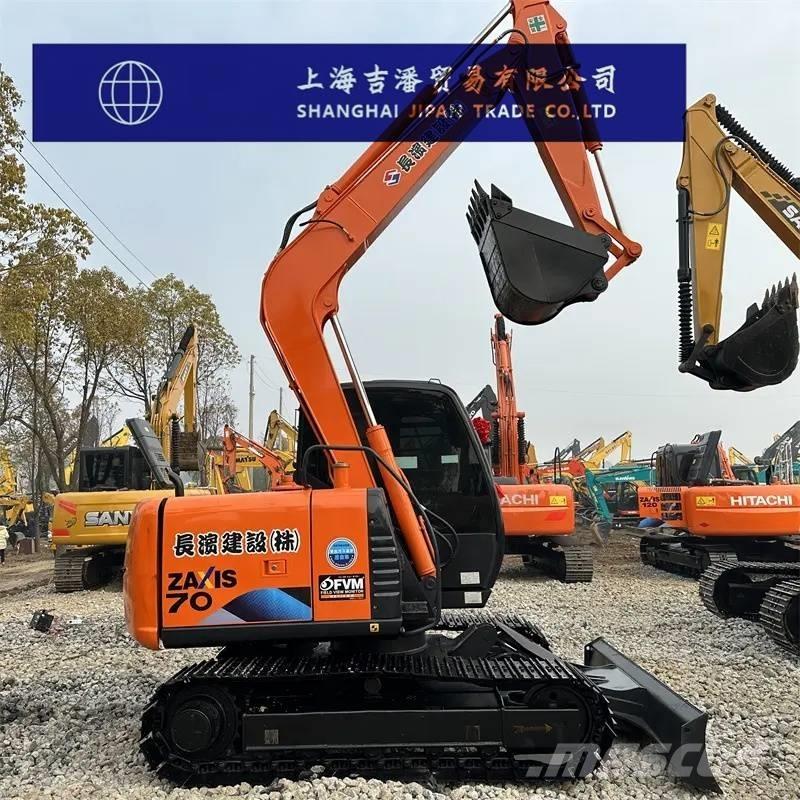 Hitachi ZX 70 Mini bagri <7t