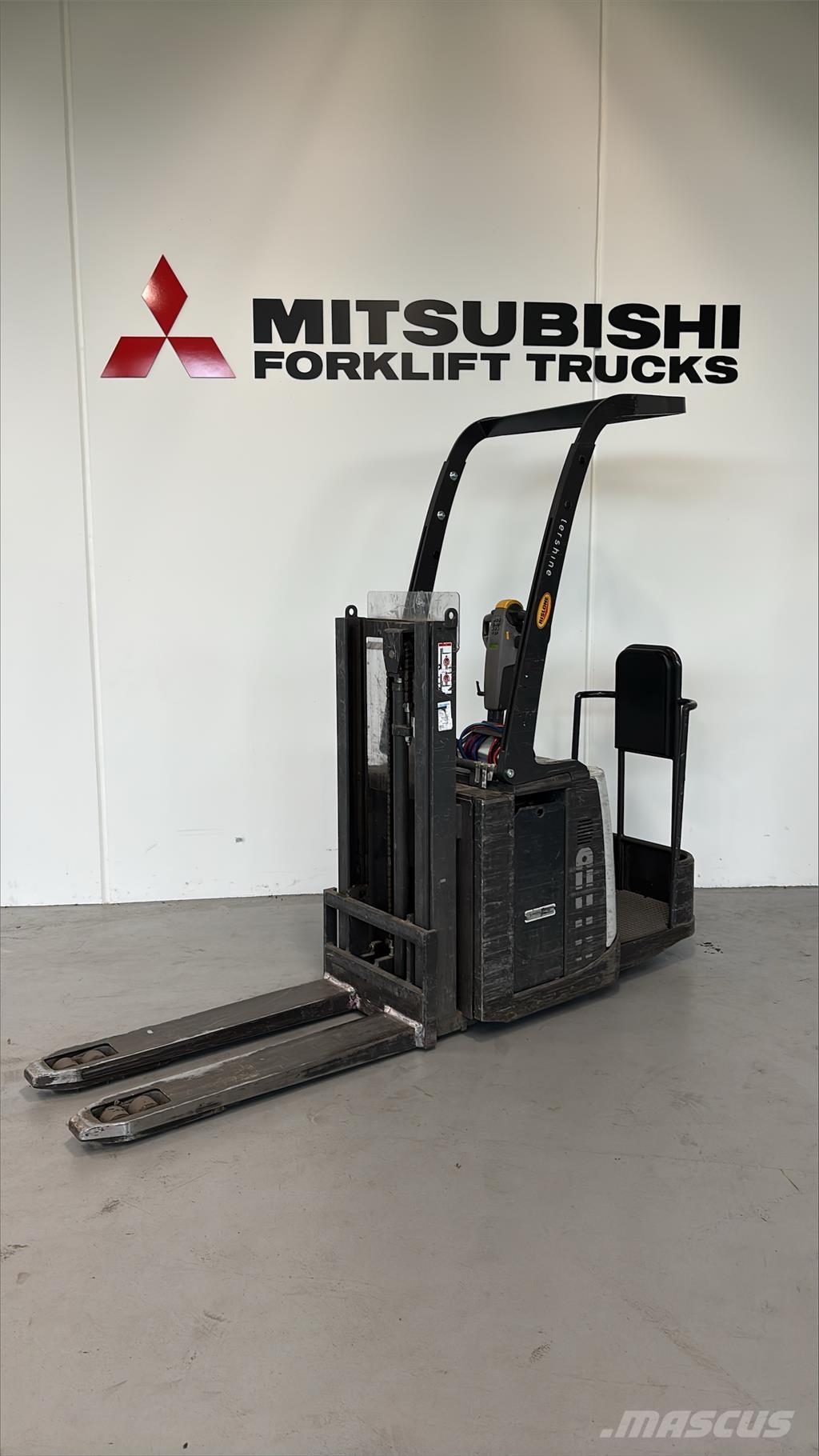 Atlet PDP200 Samopogonski ročni viličarji