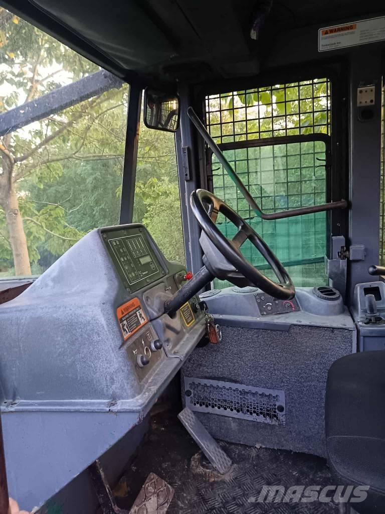 Timberjack 360 Skiderji