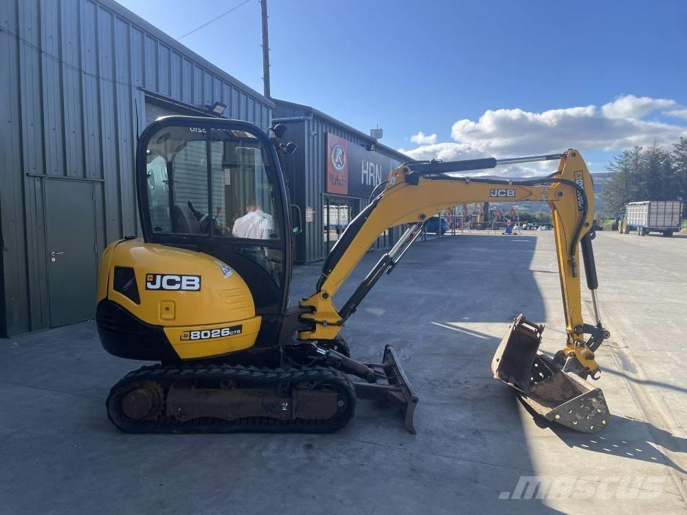 JCB 8026 Mini bagri <7t