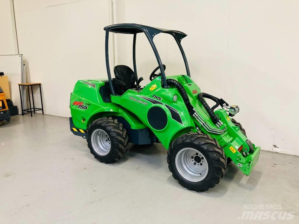Avant 755 i Mini nakladalci