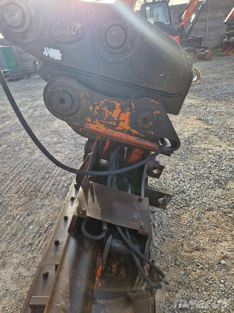 Hitachi ZX 160 LC-5 Bagri goseničarji
