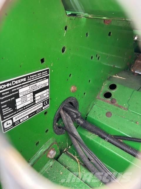 John Deere F 440 R Balirke (okrogle bale)