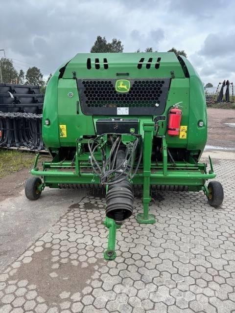 John Deere F 440 R Balirke (okrogle bale)