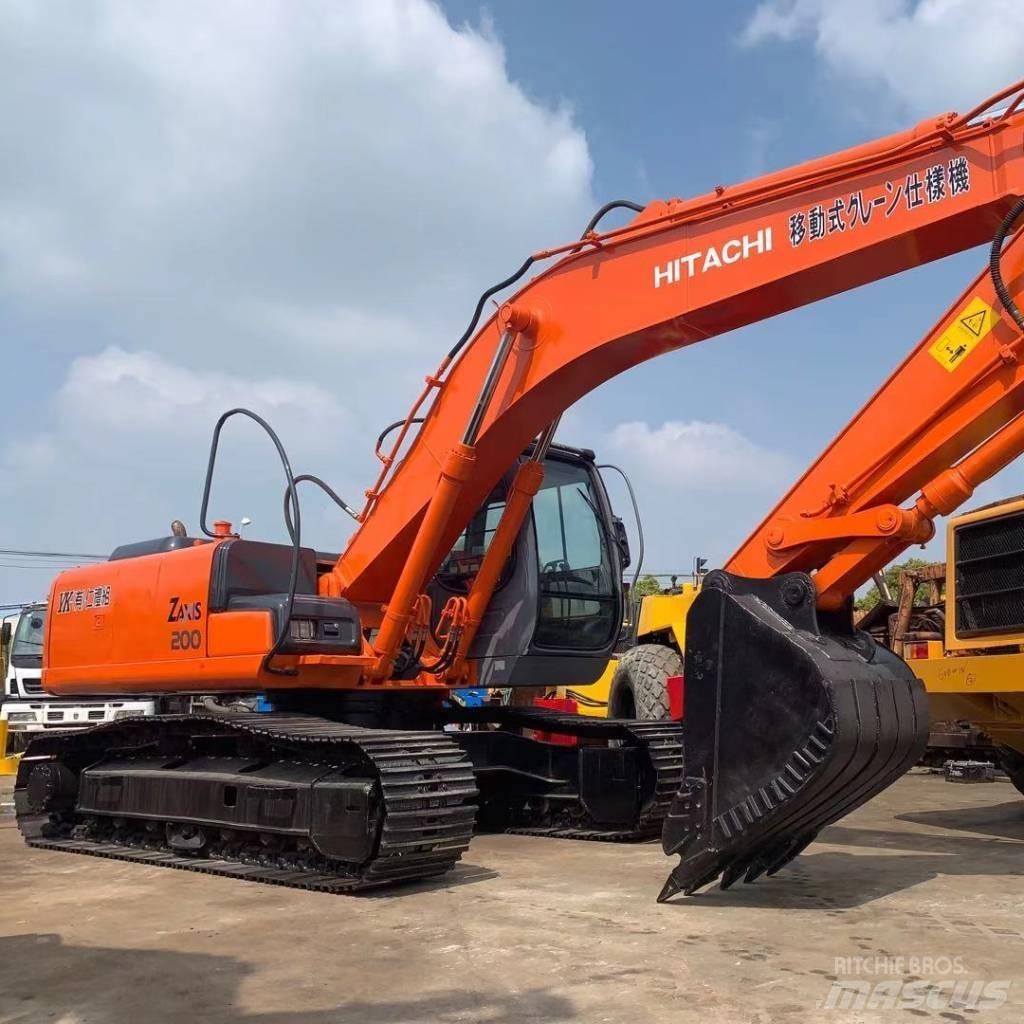 Hitachi zx200 Bagri goseničarji