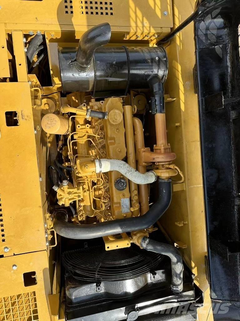 CAT 320 BL Bagri goseničarji