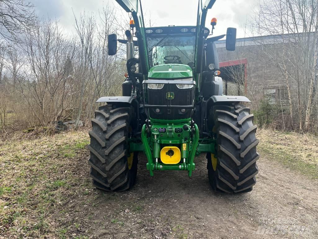 John Deere 6250 R Traktorji