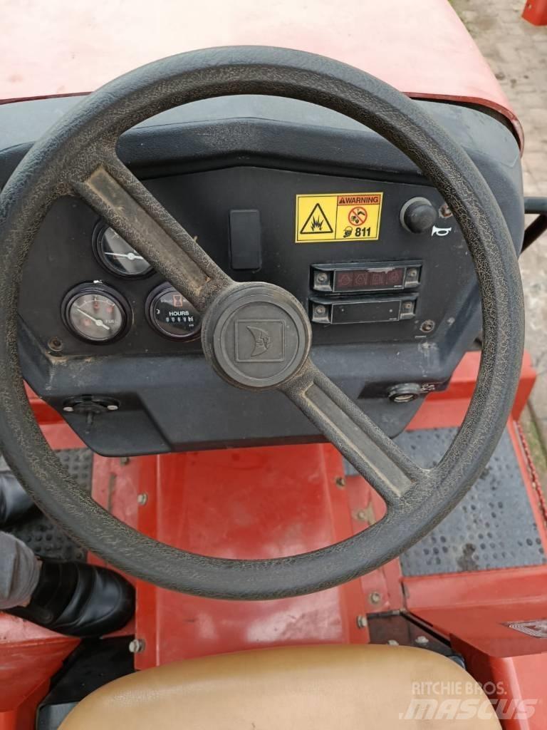 Ditch Witch RT 45 Freze za kopanje jarkov Trenčerji