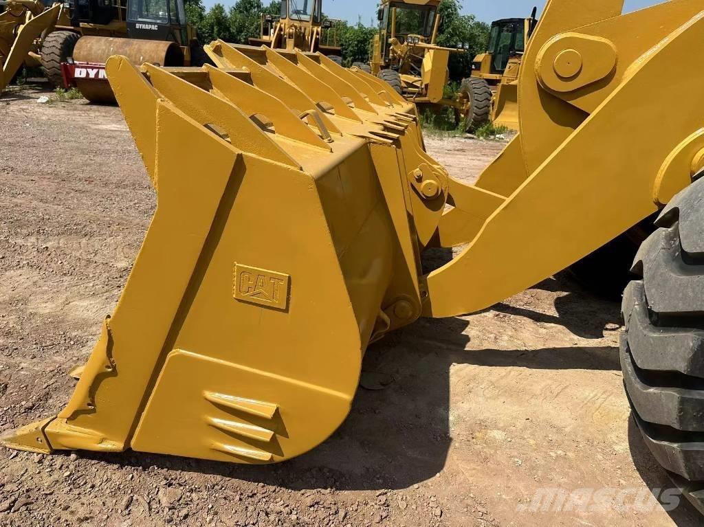 CAT 980H Kolesni nakladalci