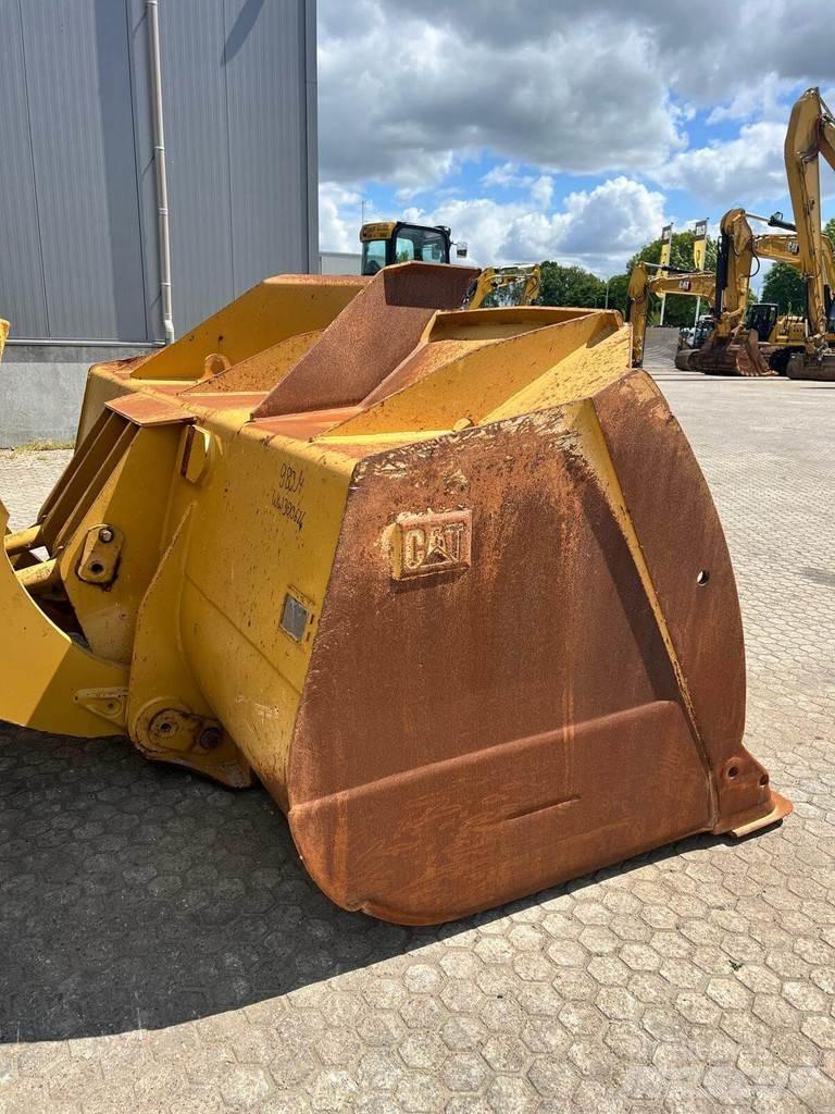 CAT 980M Kolesni nakladalci