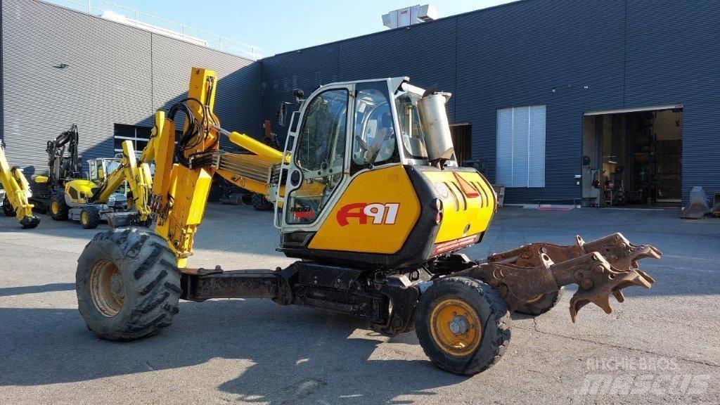 Menzi Muck A91 Mobil Bagri na kolesih