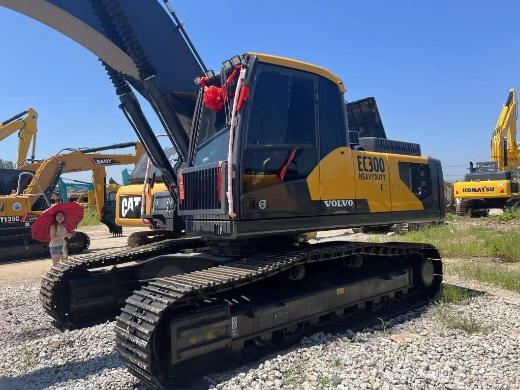Volvo EC300 Bagri goseničarji