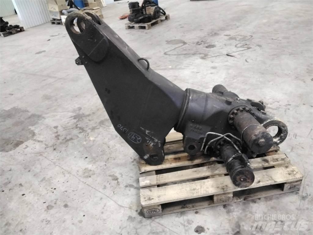 Loglift 200v Dvigala za gozdne kombajne