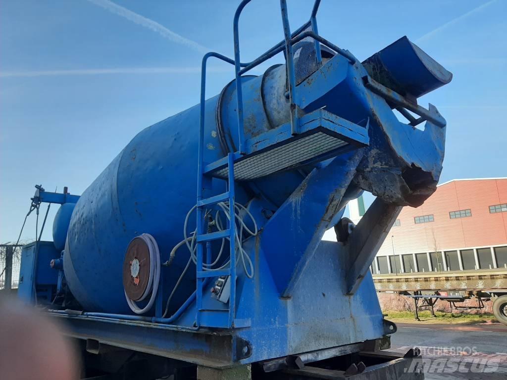 Baryval beton mixer Mešalec betona / malte