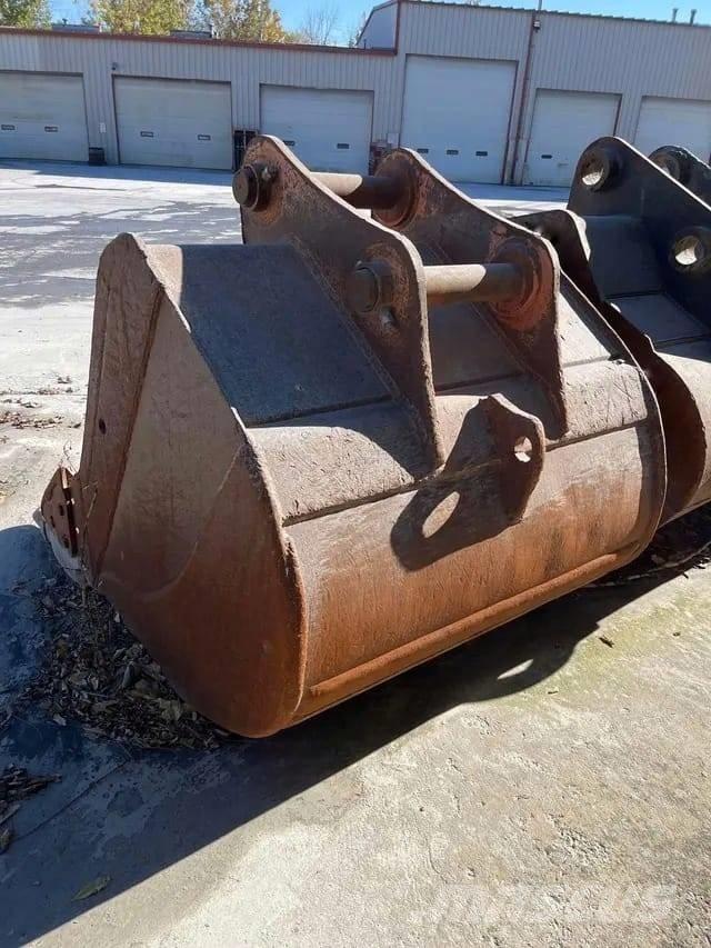 Komatsu PC 400 Bagri goseničarji