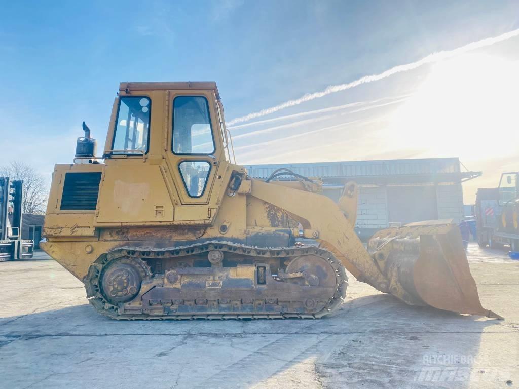 CAT 943 LGP Nakladalci goseničarji