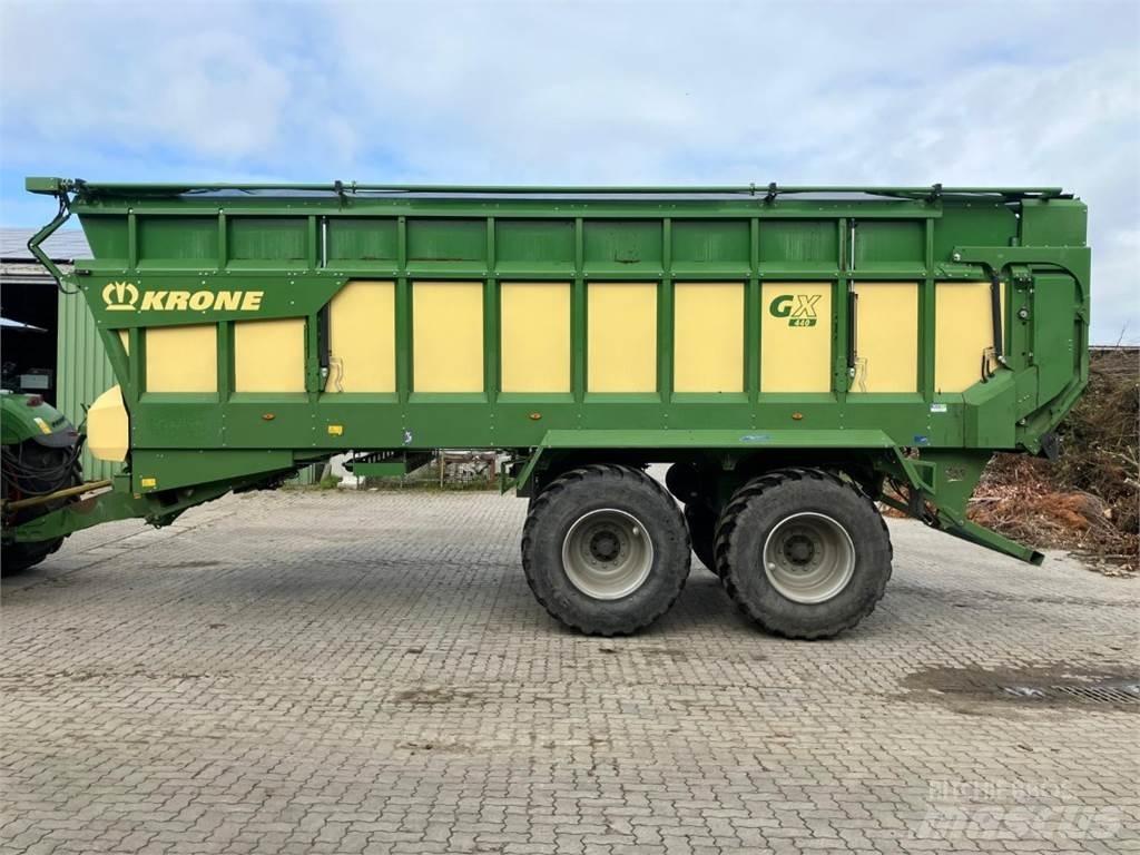 Krone GX 440 Oprema za polaganje in upravljanje