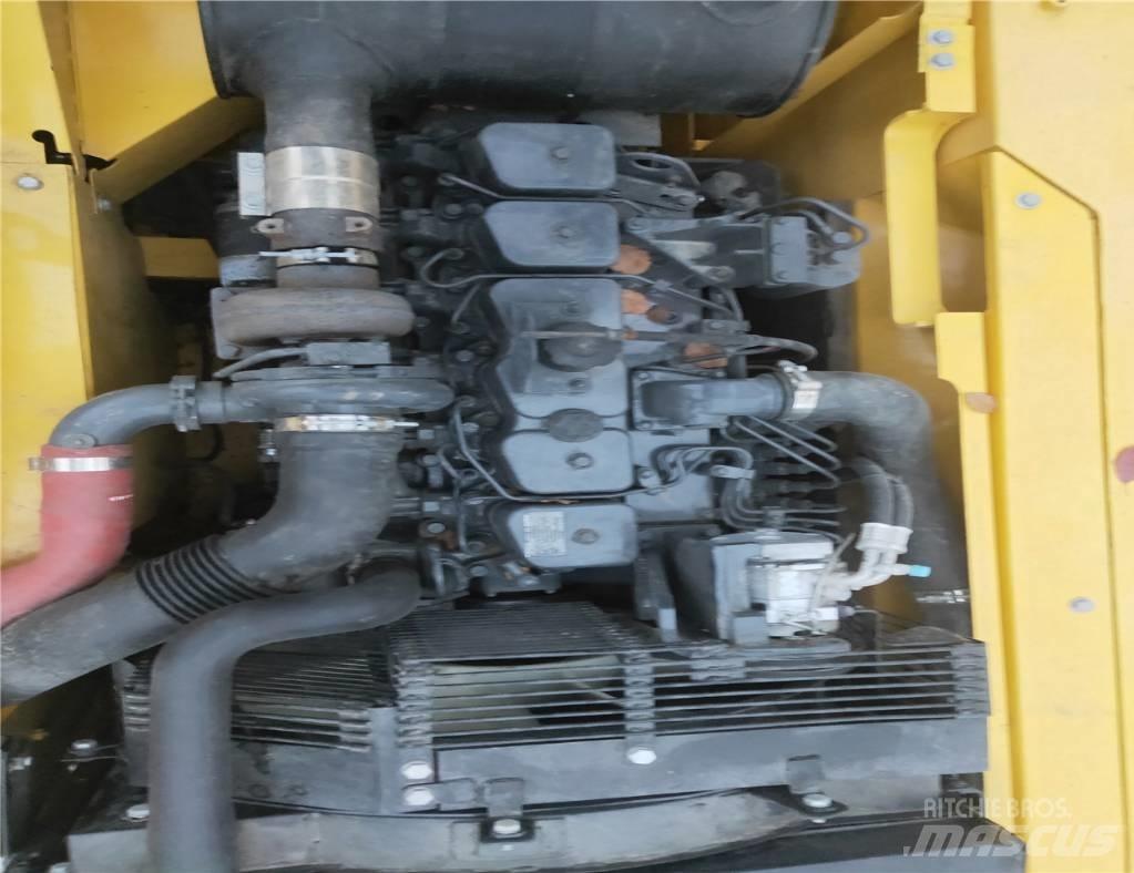 Komatsu PC200-7 Bagri goseničarji
