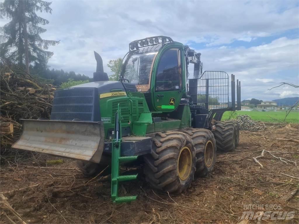 John Deere 1110 G Forwarderji