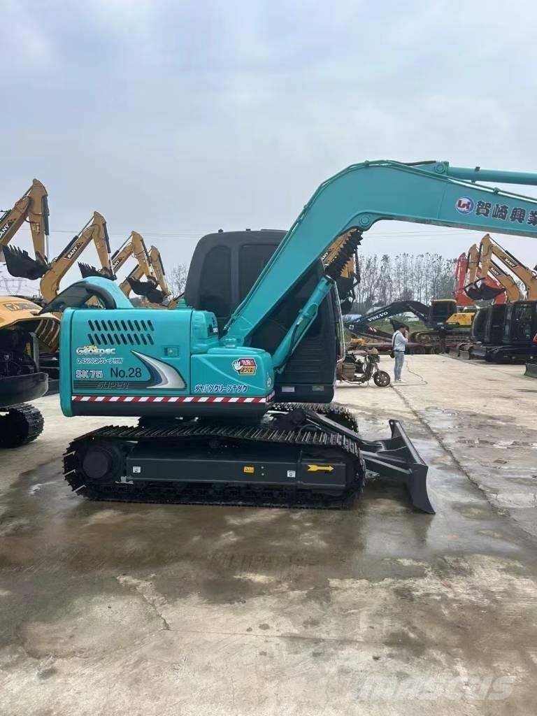 Kobelco SK 75 Bagri goseničarji