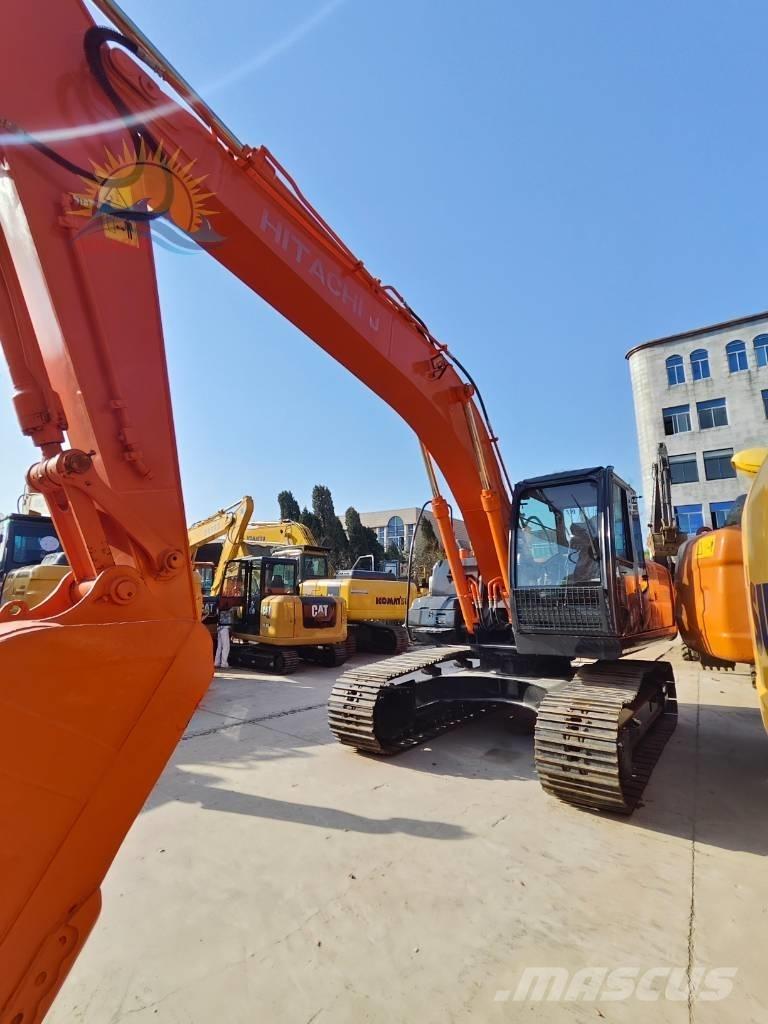 Hitachi ZX 210 Bagri goseničarji
