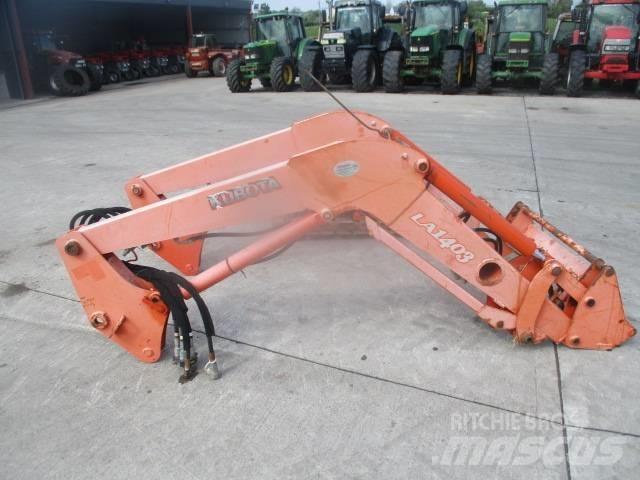 Kubota LA1403 Loader Traktorji