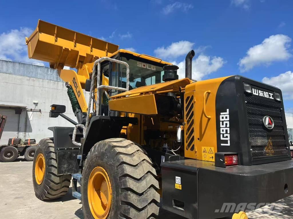 SDLG LG 958 L Kolesni nakladalci