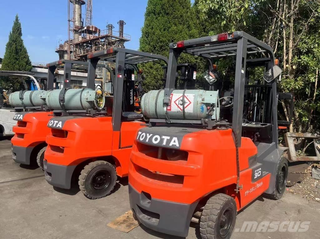 Toyota FD 30 Dizelski viličarji