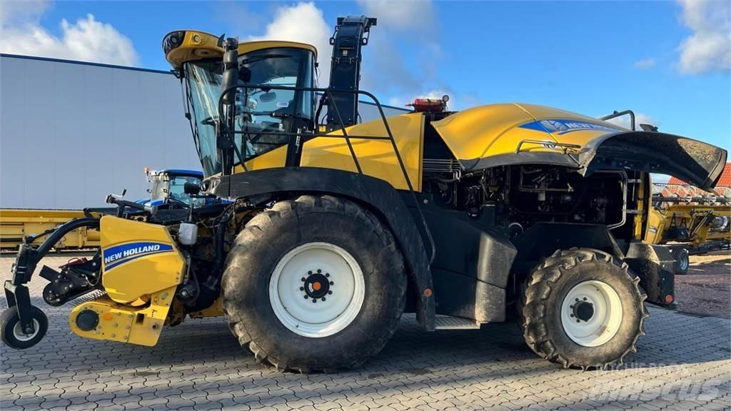 New Holland FR 550 Stroji za krmo na lastni pogon