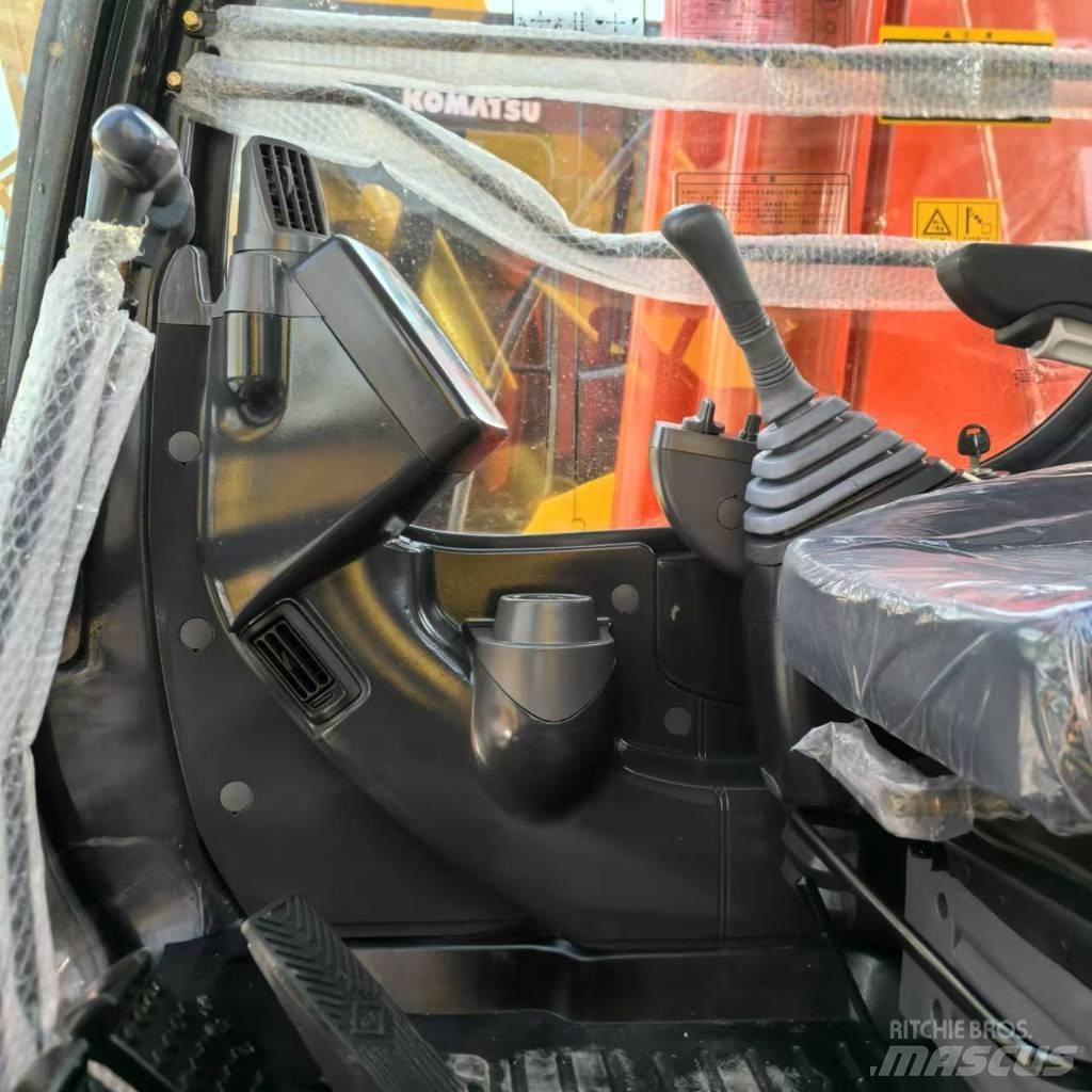 Hitachi ZX 200-3 G Bagri goseničarji
