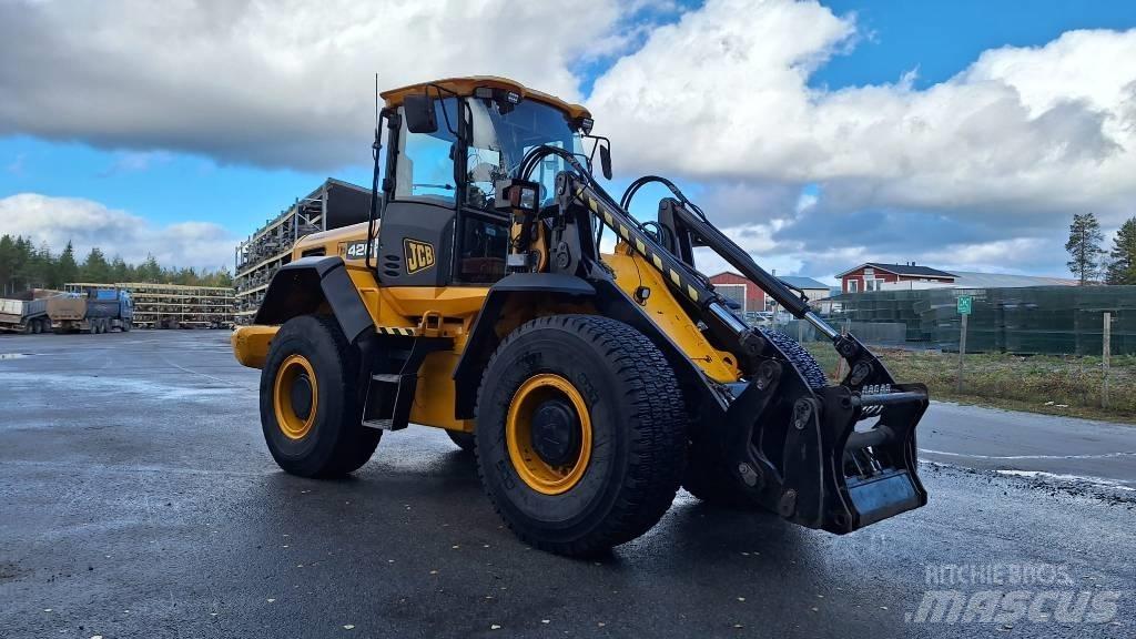 JCB 426 HT Kolesni nakladalci