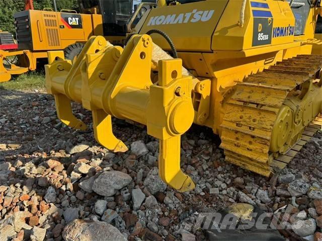 Komatsu D 85 EX Buldožerji goseničarji