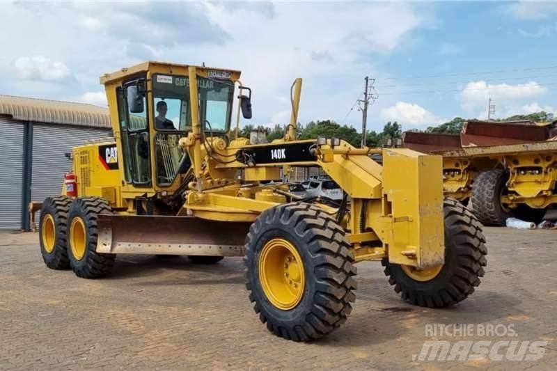 CAT  140K Grederji
