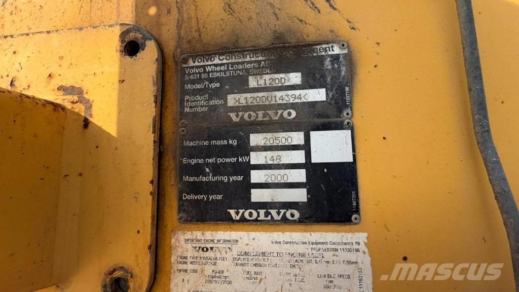 Volvo L 120 D Kolesni nakladalci