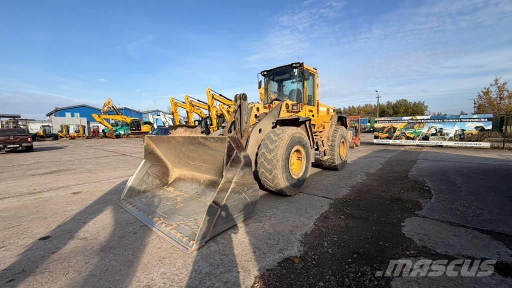 Volvo L 120 D Kolesni nakladalci