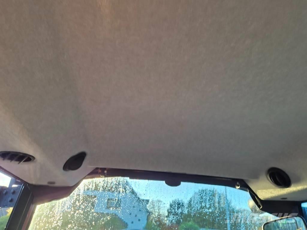 Valtra A105 HiTech Traktorji