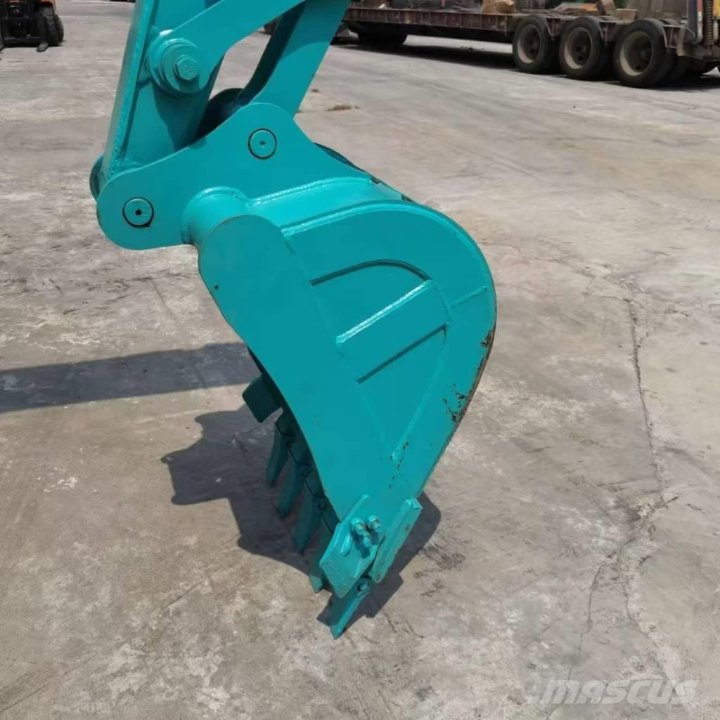 Kobelco SK 40 Mini bagri <7t