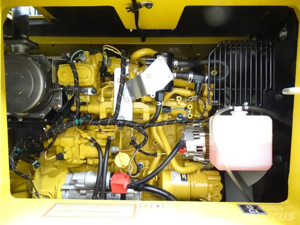 CAT 310 Bagri goseničarji