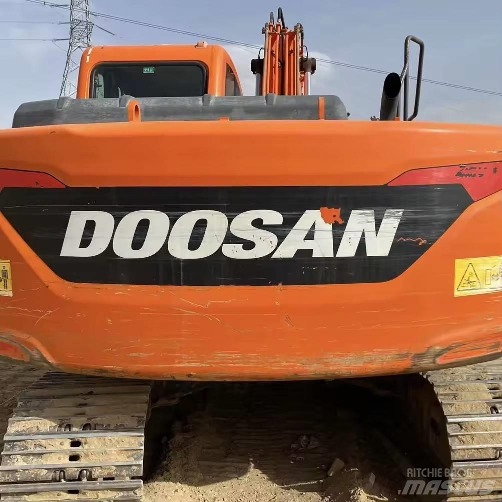 Doosan DX150LC-9C Bagri goseničarji