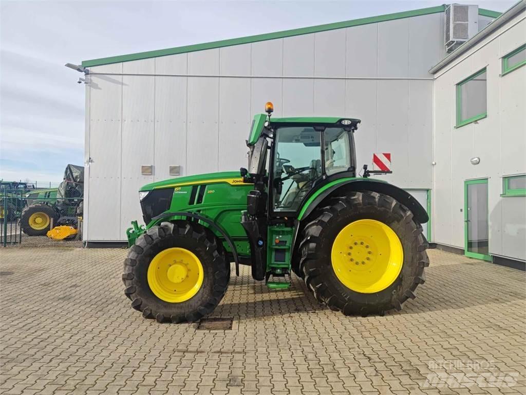 John Deere 6R 250 Traktorji