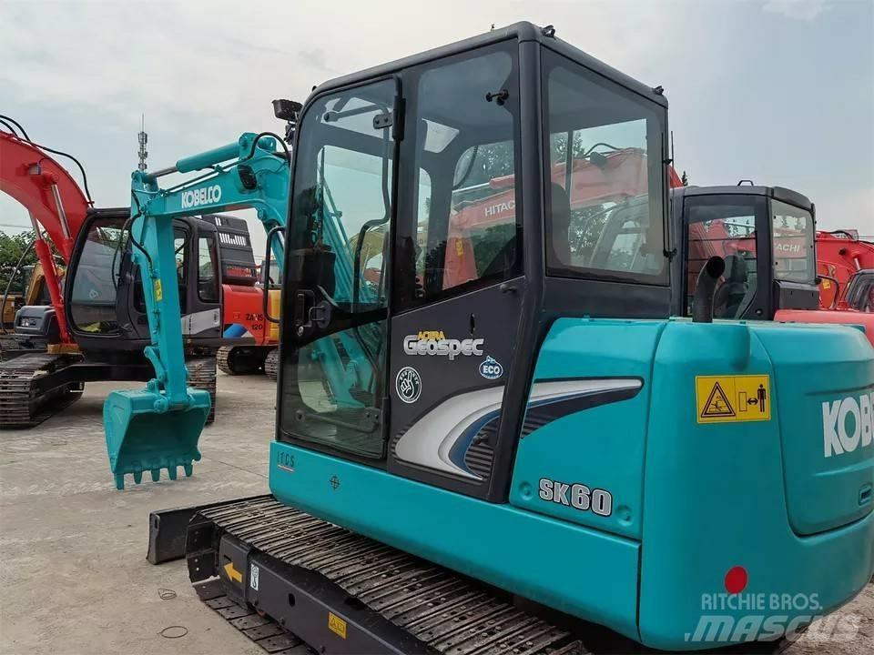 Kobelco SK 60 Bagri goseničarji