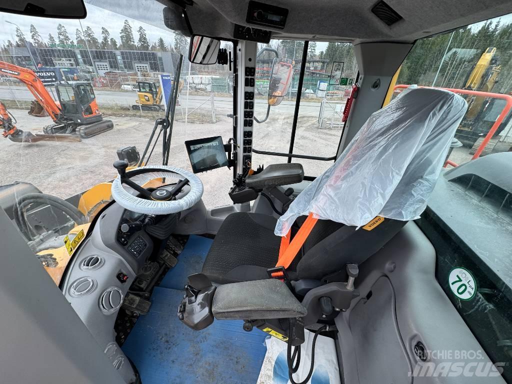 Volvo L 180 H Kolesni nakladalci