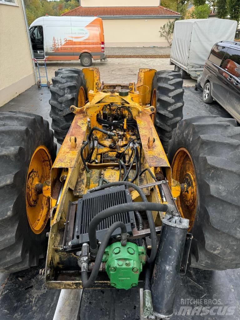 John Deere 540 B Skiderji