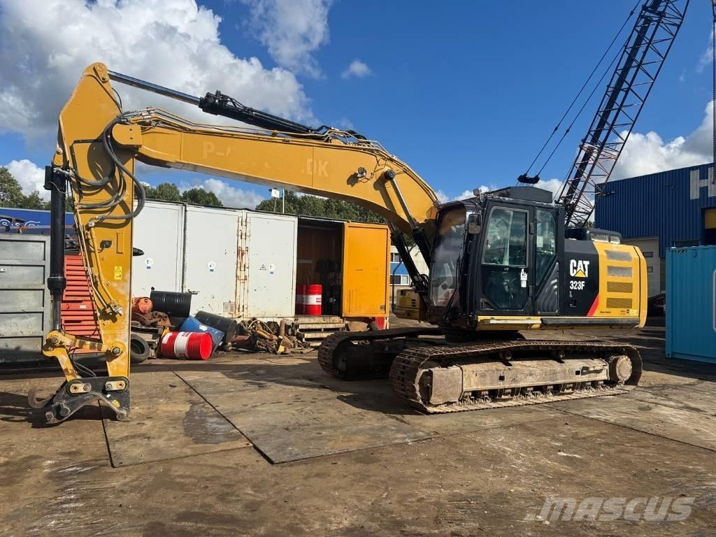 CAT 323 F L Bagri goseničarji